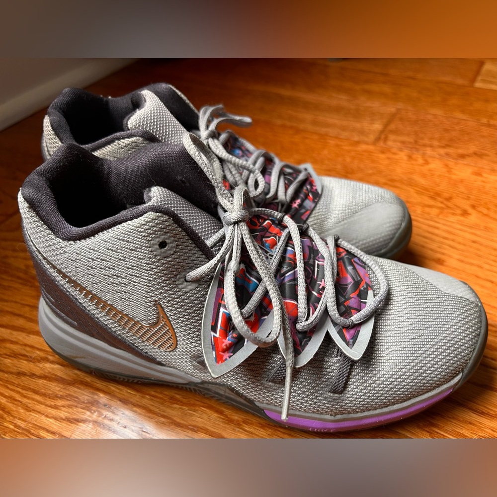 Nike Kids Sneakers Gray and Purple